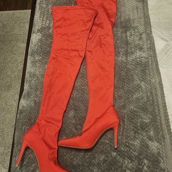 Keyana Thigh High Boot  - Picture 4 of 5